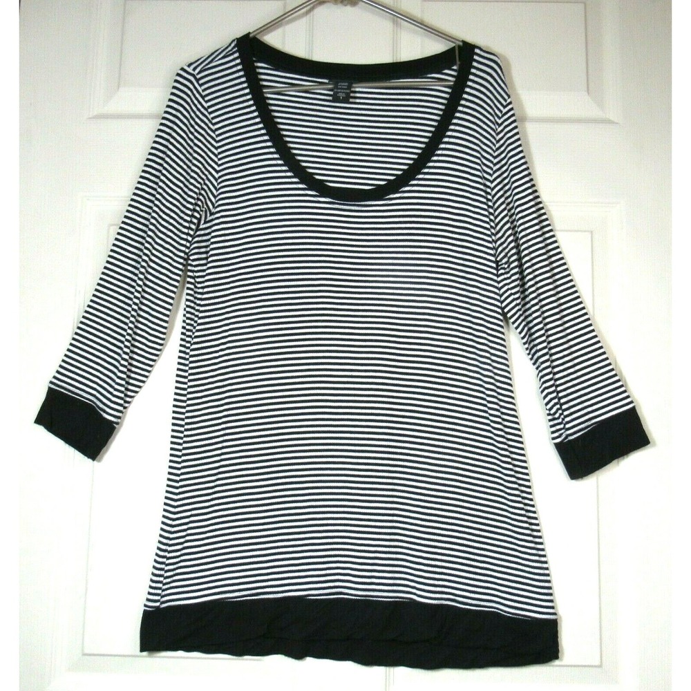 Torrid Size 1 Black & White Striped Tunic Blouse Plus Stretchy Top 3/4 Sleeve